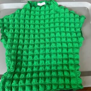Green Bubble Top